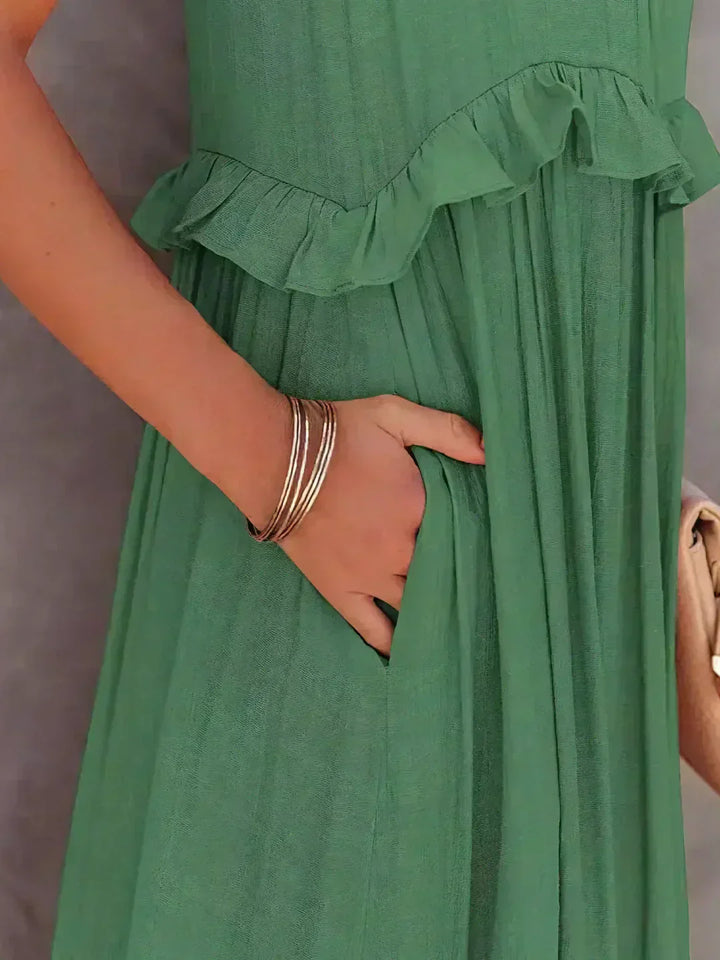 Sarah | Elegant Halter Maxi Dress with Ruffles, Perfect for Summer