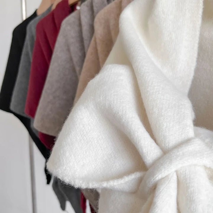 Rose™ | Cozy autumn scarf for warmth and style